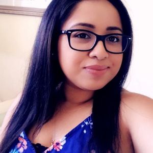 Meet your Posher, Julissa